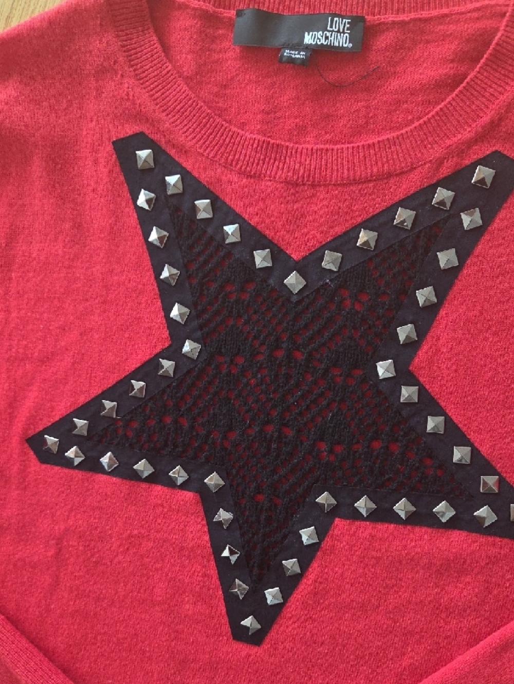 Love Moschino Red Cashmere  Crewneck Sweater with Studded Black Star - Picture 2 of 4
